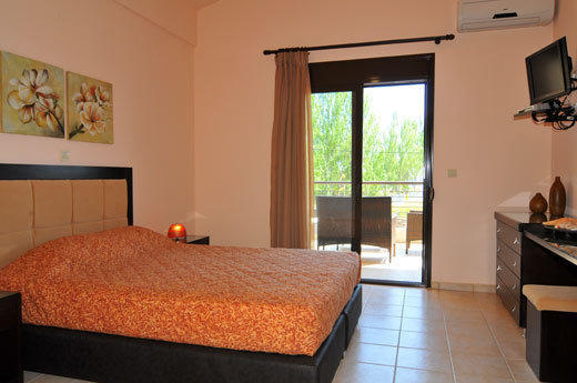 Golden Sunrise Apartments Chrysi Ammoudia Luaran gambar