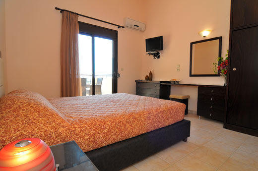Golden Sunrise Apartments Chrysi Ammoudia Luaran gambar